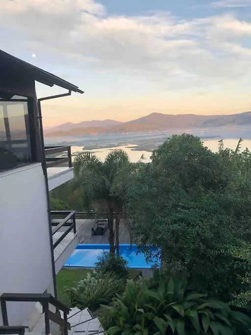 Casa Lakshmi- Alto Padrao Com Vista Encantadora Garopaba Holiday home